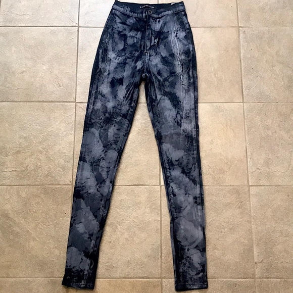 Doesn’t fit me anymore - Picture 1 of 2